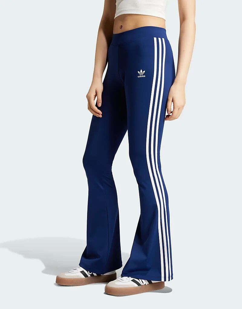 

Расклешенные леггинсы темно-синего цвета adidas Originals