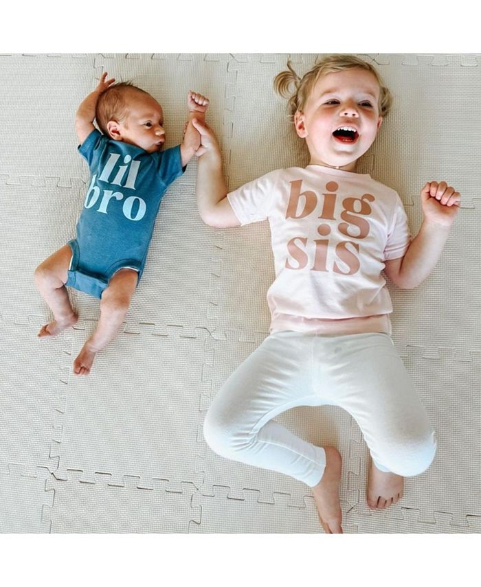 Детская футболка с коротким рукавом "Big Sis" для девочек Sweet Wink, розовый — фото 3