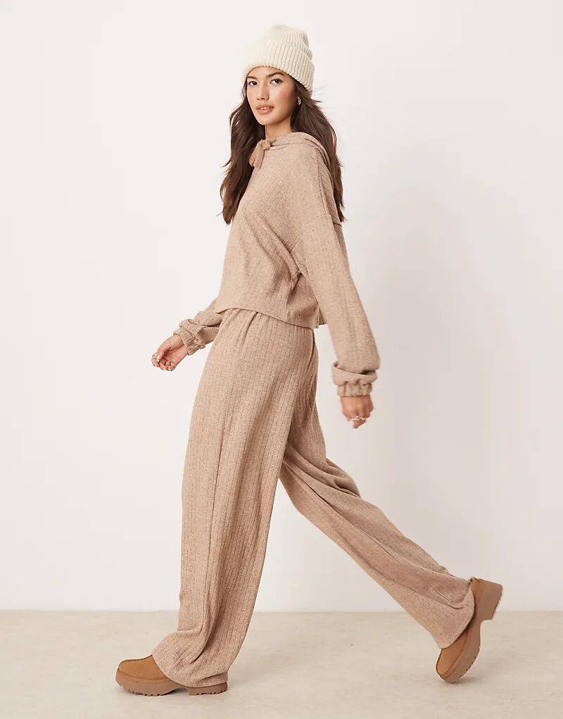 

Широкие брюки в рубчик ASOS DESIGN коричневого цвета