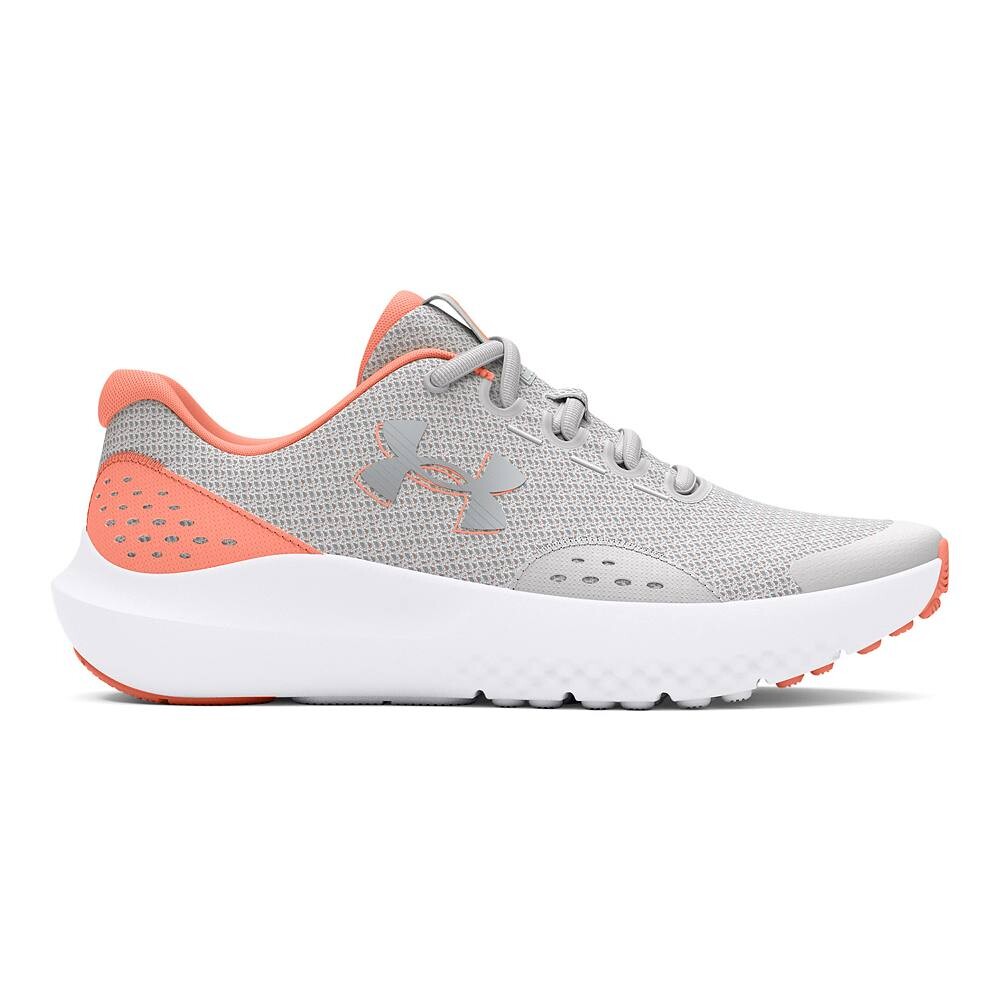 

Женские кроссовки Under Armour Surge 4, цвет Orange Metallic Silver