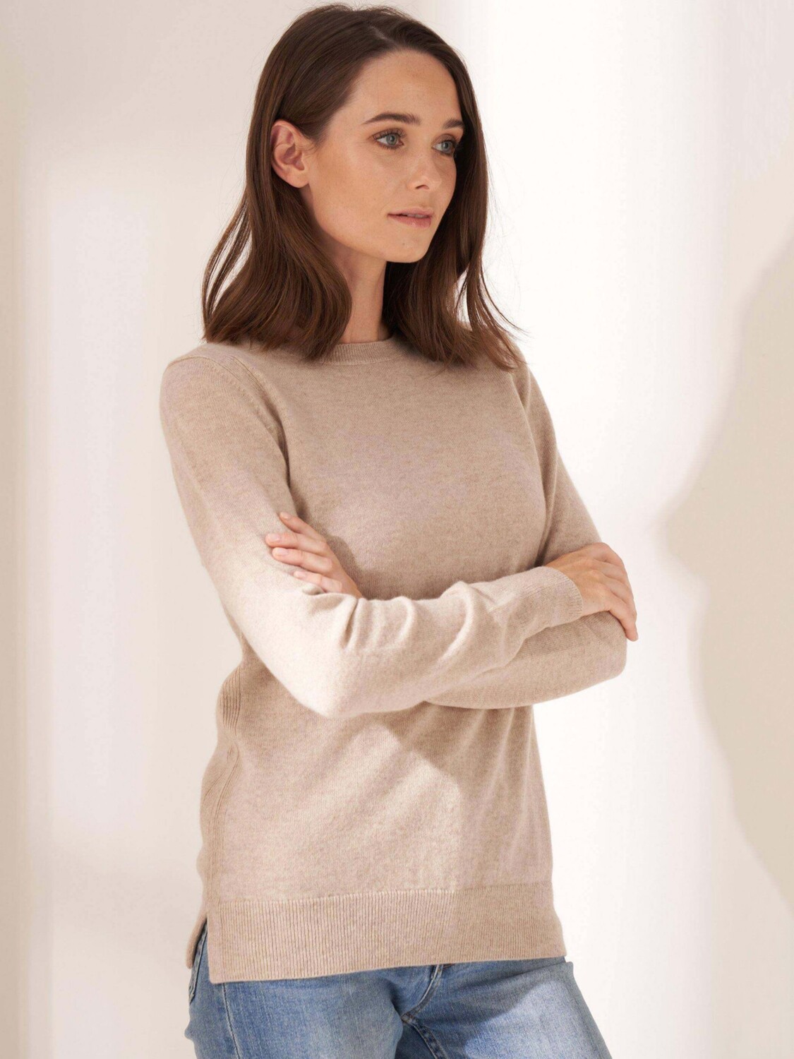 

Джемпер Truly Cashmere с круглым вырезом, овсяный