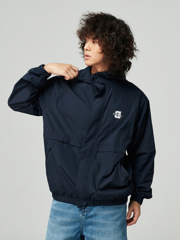 

Куртка Gap UPF50, белый / зеленый