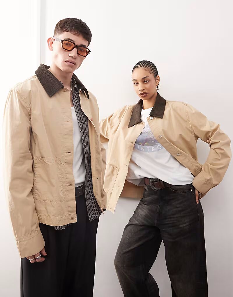 

Reclaimed Vintage унисекс харрингтон overshirt куртка бежевого цвета
