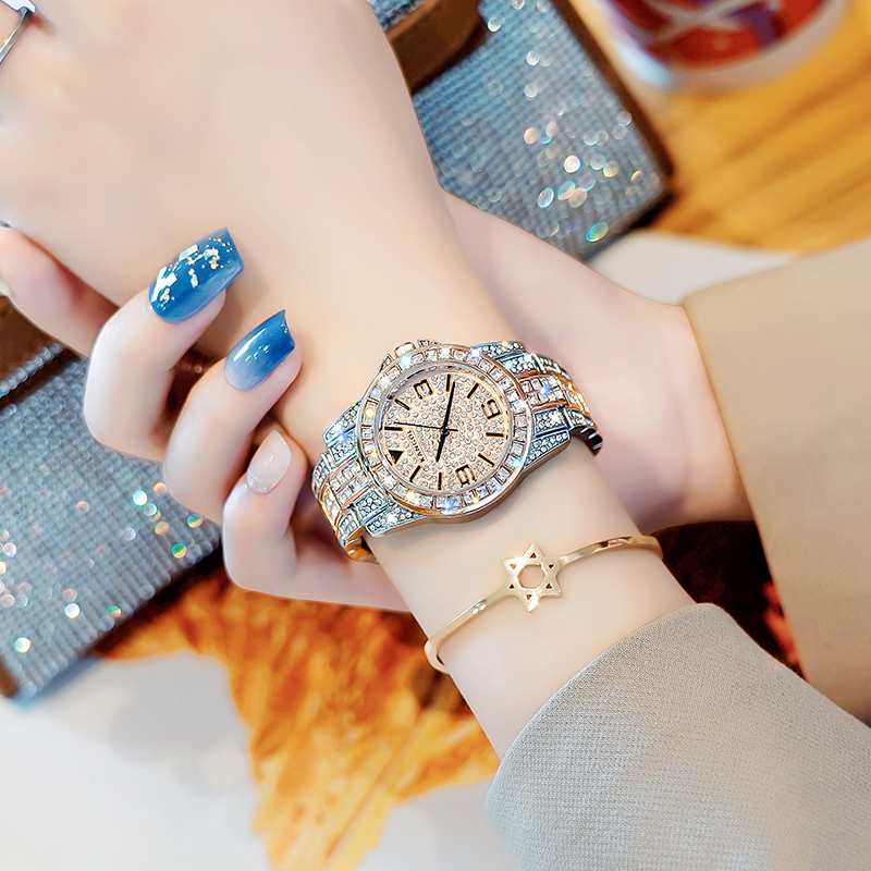 

KANGOL Часы с кварцевым механизмом на металлическом ремешке, женские, циферблат Gold