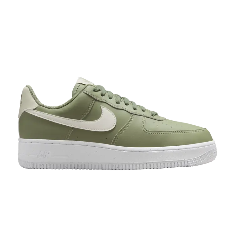 

Кроссовки Nike Wmns Air Force 1, зеленый