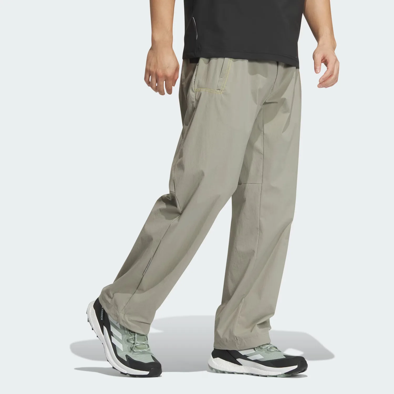Adidas Штаны National Geographic Dwr Pants Knitted Sweatpants мужские Pebble Silver Gray — фото 4
