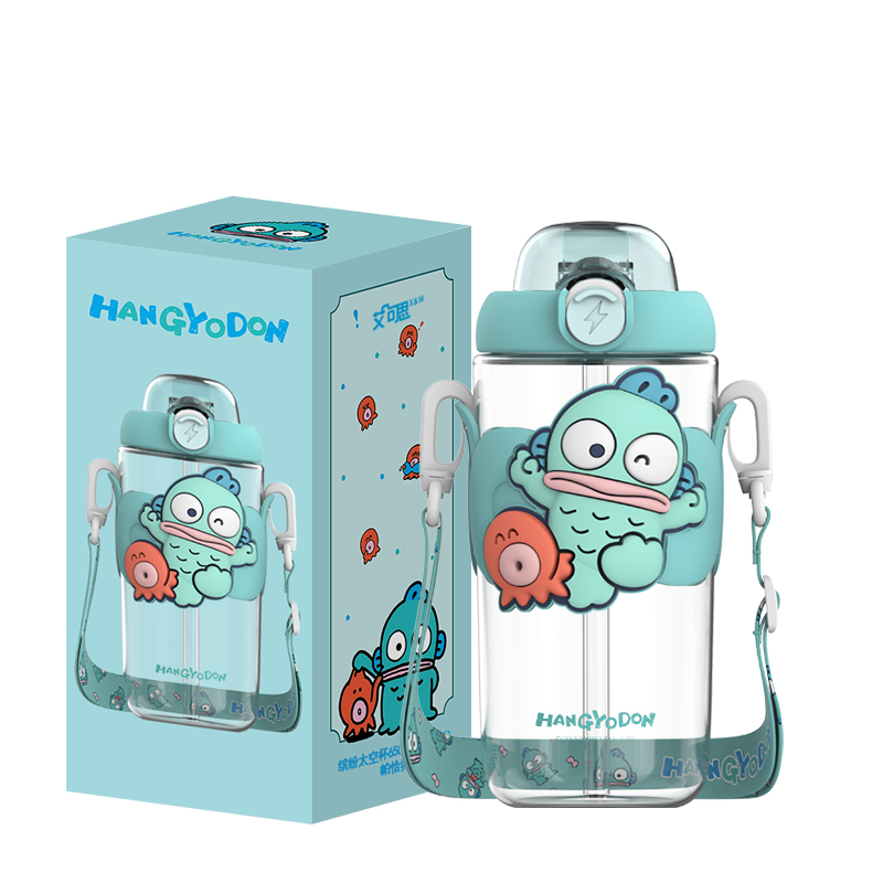 

Чашка пластиковая Hello Kitty 650 мл Sanrio, Half Fish Man Water Cup + 1 Sticker