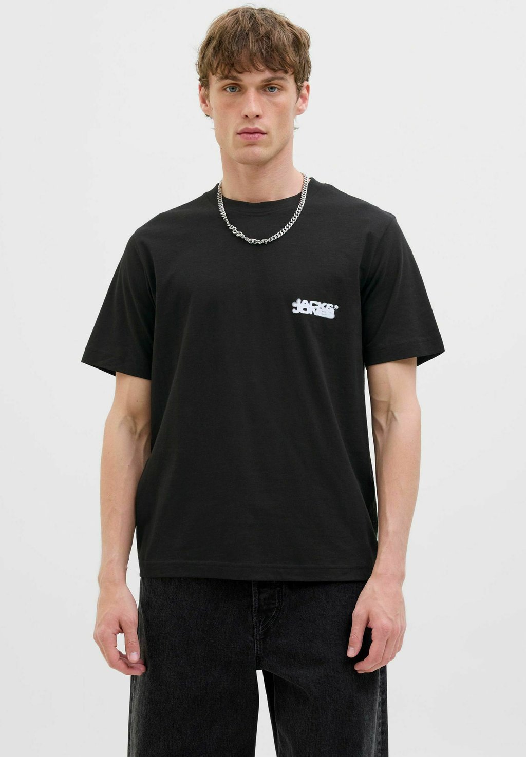 

Футболка с принтом LOGO RUNDHALSAUSSCHNITT Jack & Jones, черный