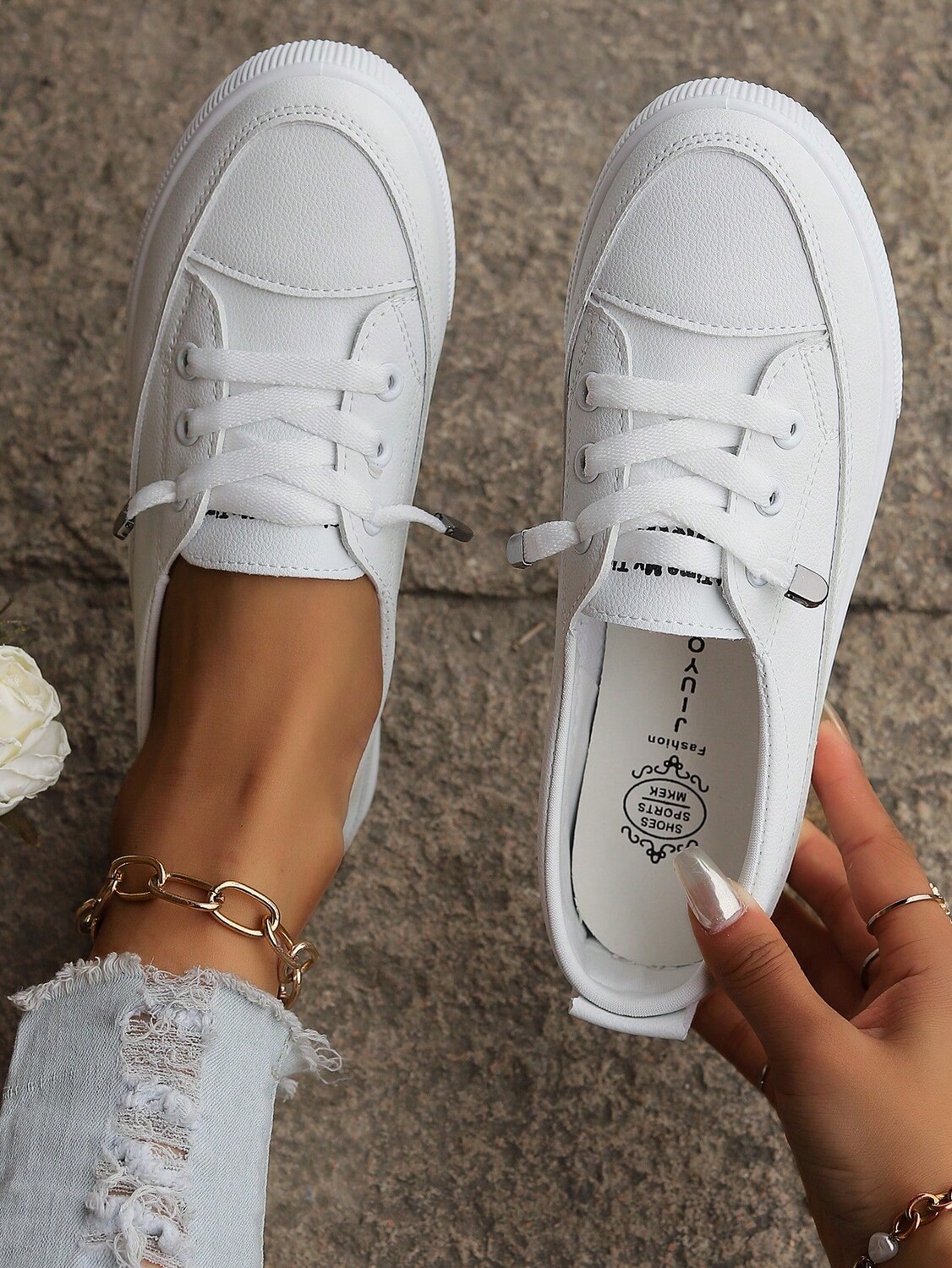 

Кроссовки SHEIN, белый