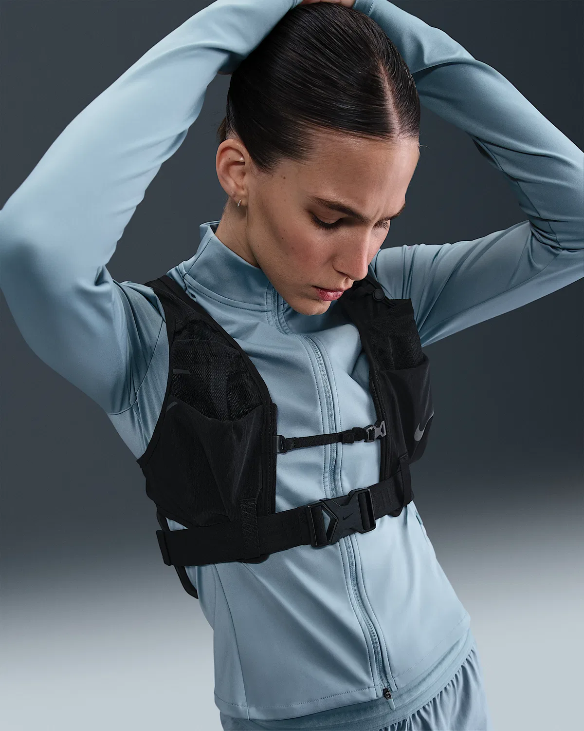 Непромокаемый жилет для бега Nike Transform, Black/Black — фото 2