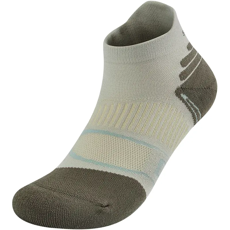 

SS25 Носки до щиколотки Unisex 1 упаковка Dusty Mist Gray Saucony, серый