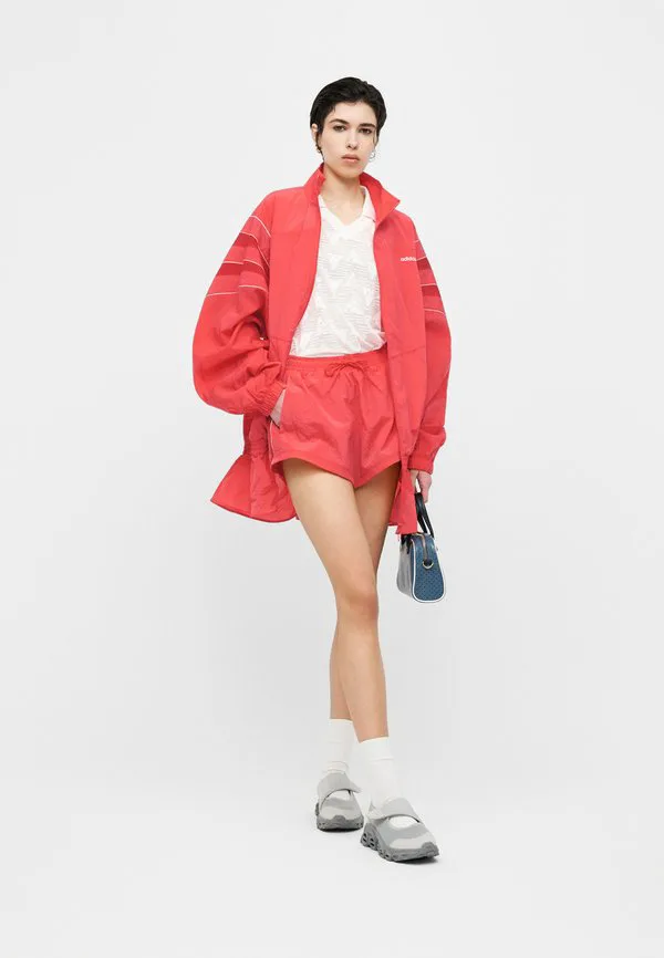 Шорты сантьяго Adidas Originals, Semi Lucid Red — фото 3