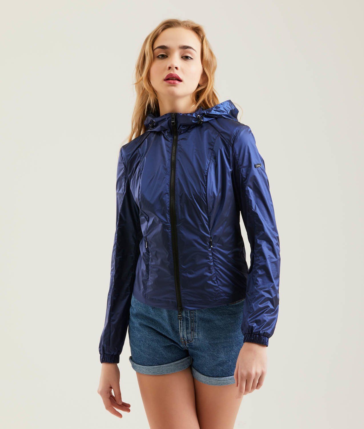 

Сверхлегкая летняя куртка цвета металлик Refrigiwear