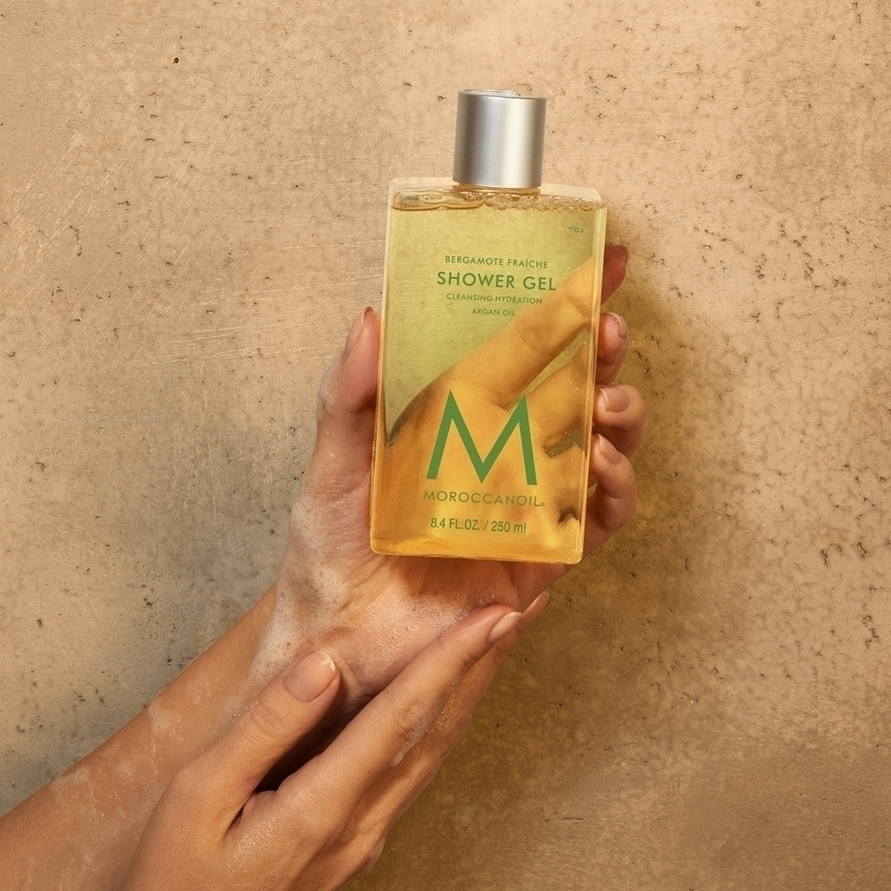 Питательный гель для душа с бергамотом и ароматом тела Moroccanoil, 250 мл — фото 2