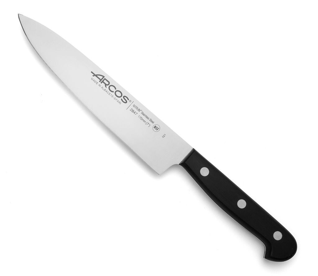 

Нож повара Arcos Universal 284704 из нитровой стали, с манго из полиоксиметилена и лезвием 17 см в футляре
