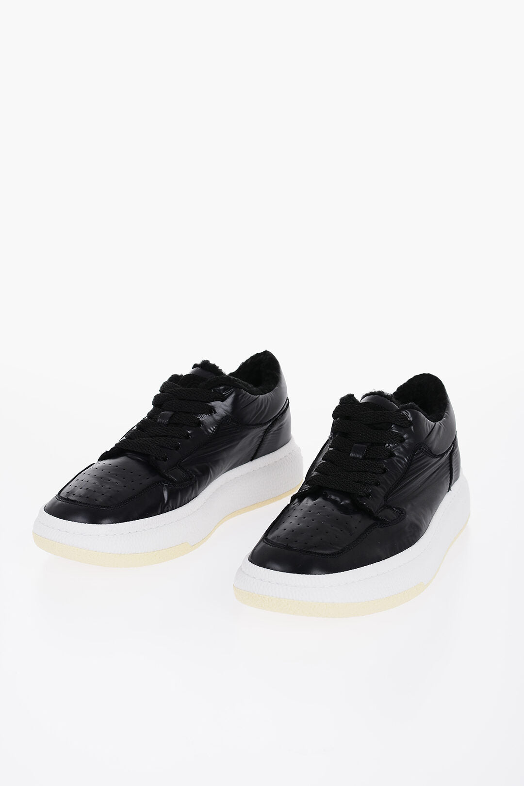 

Низкие кроссовки Maison Margiela Mm6 Padded, черный