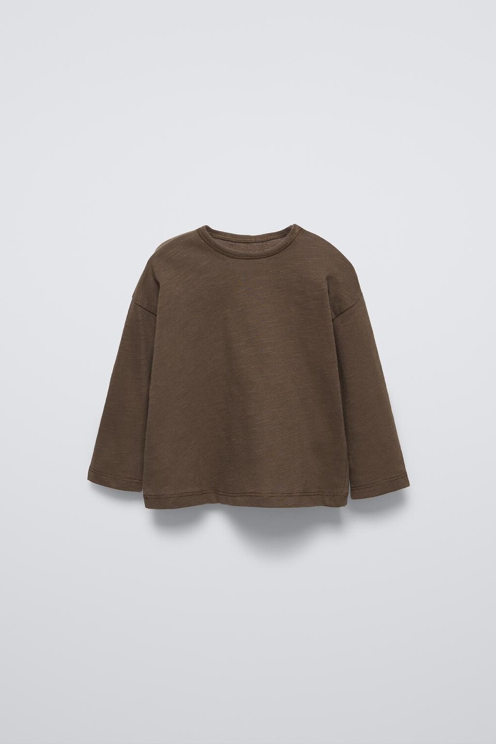 

Базовая футболка ZARA, коричневый