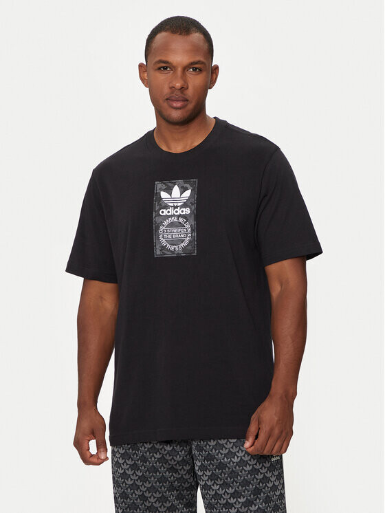 

Футболка стандартного кроя Adidas, черный