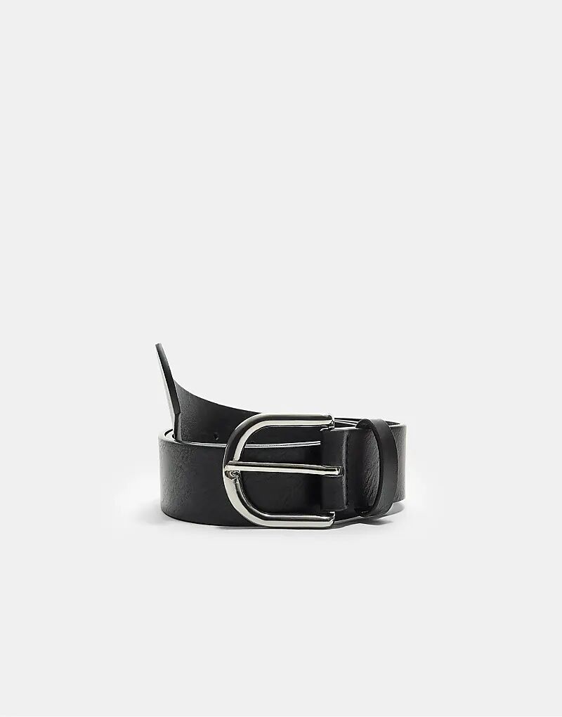 

Ремень Stradivarius Basic с круглой пряжкой черного цвета