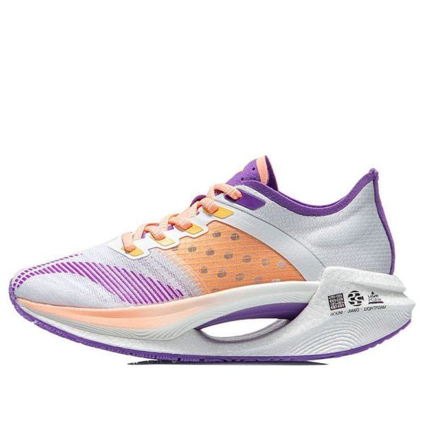 Кроссовки необходимы Li-Ning, белый