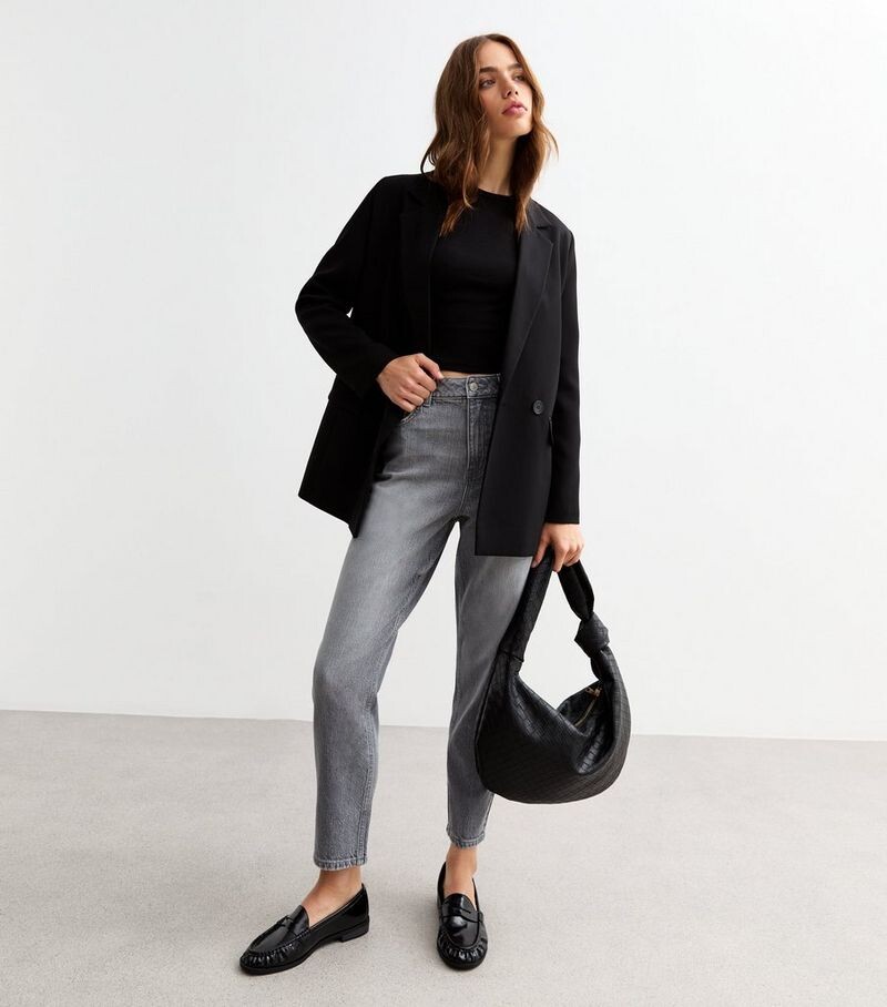 

Серые джинсы Tori Mom с высокой талией New Look, темно-серый