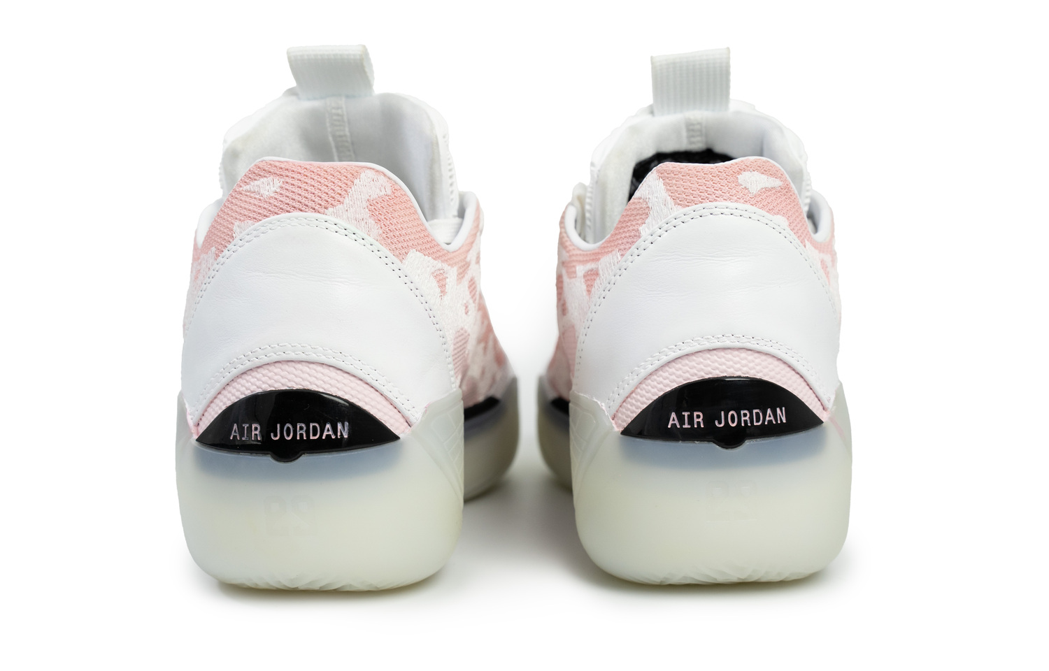 Кроссовки баскетбольные Air 39 мужские низкие White/Pink/Black Jordan, бело-розовые — фото 4