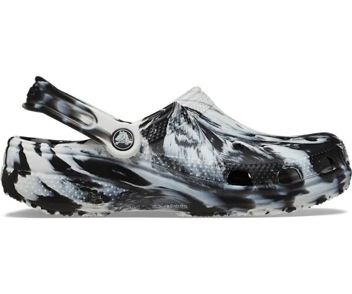 Классические мраморные сабо Crocs женские, цвет White / Black