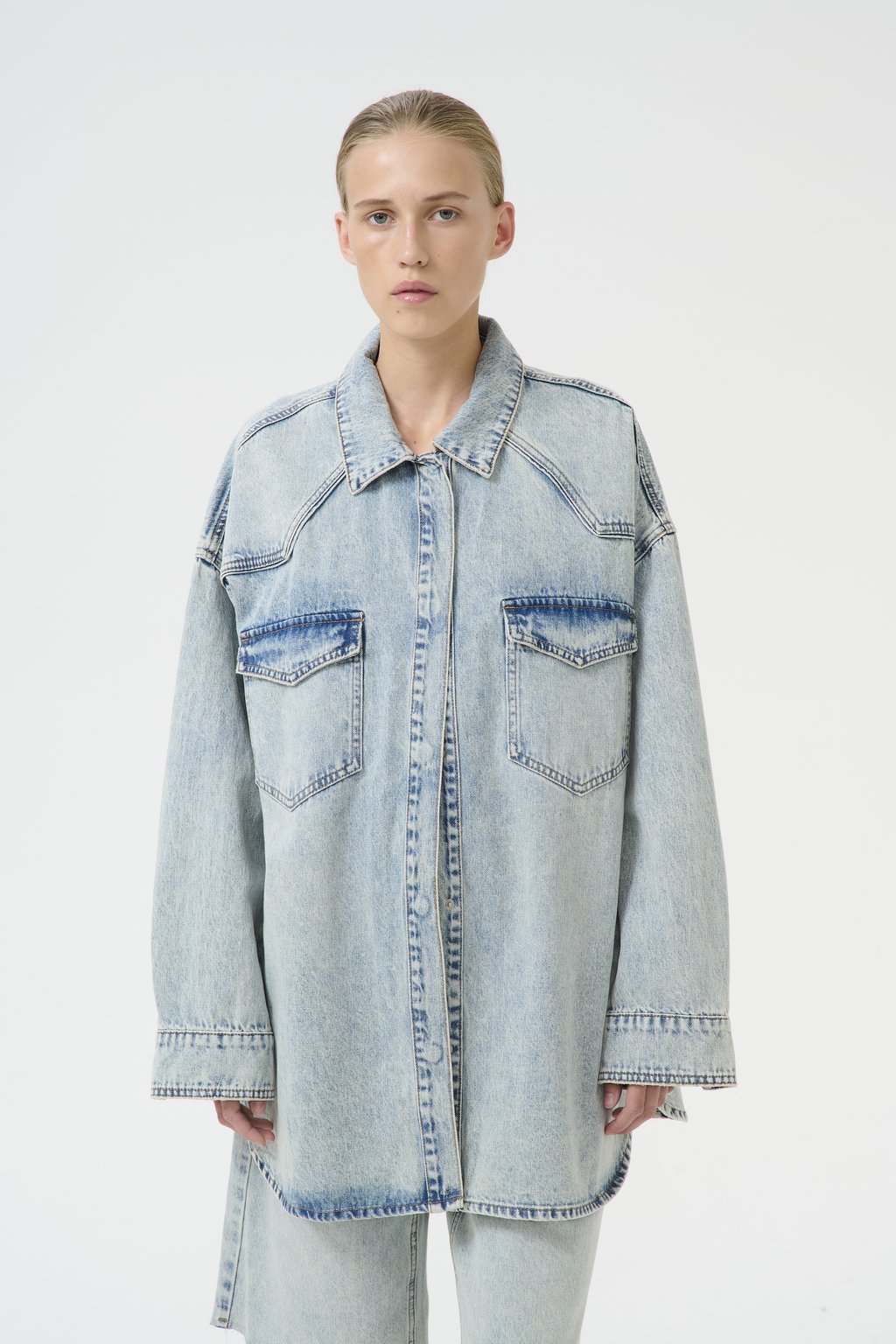 

Блузка на пуговицах ASHER Gestuz, цвет Mid Acid Wash