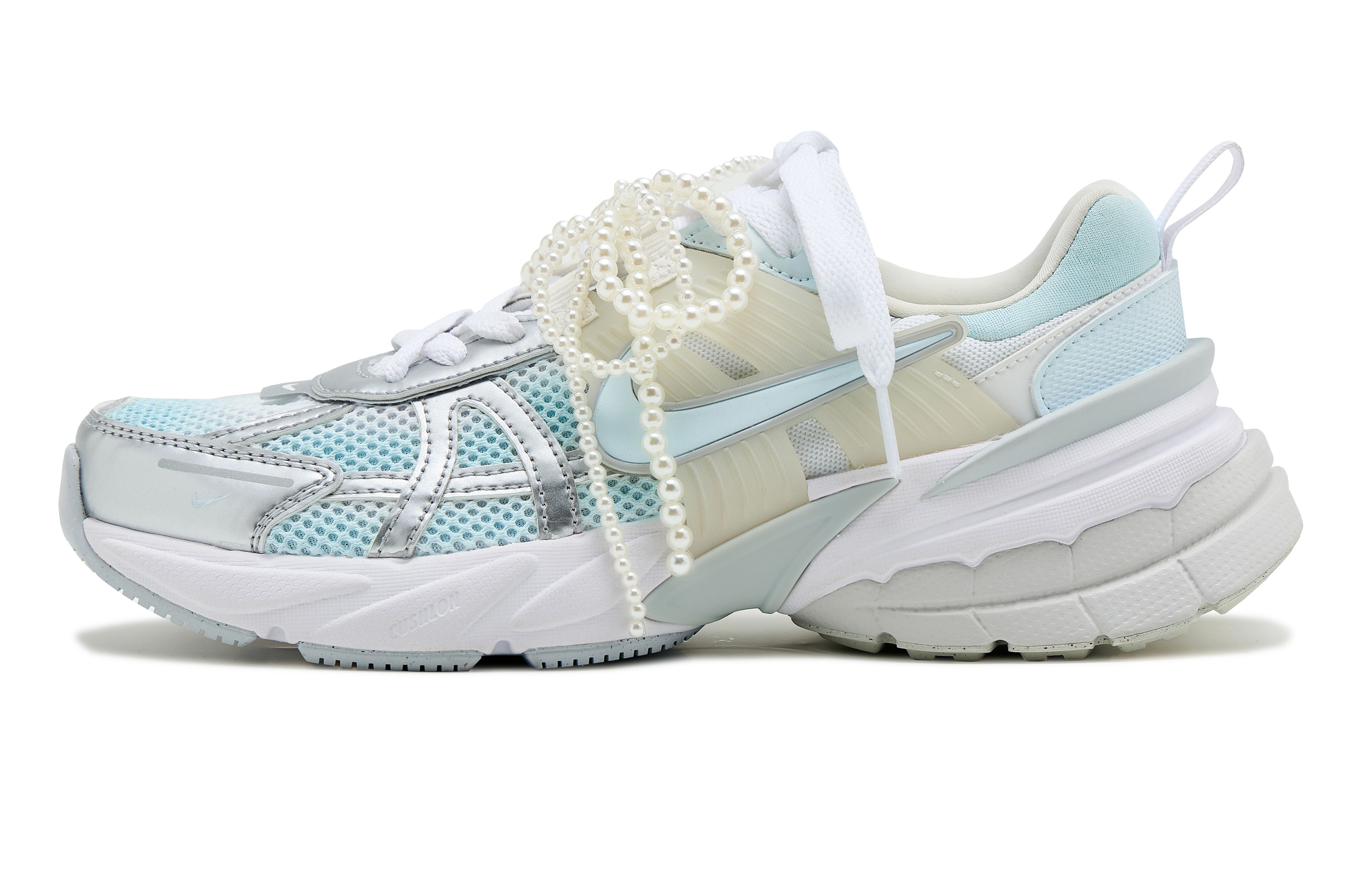 

Кроссовки для бега V2K Run Sky Blue Ice Coconut SAML с низким верхом, противоскользящие, для детей и подростков Nike, синий/белый