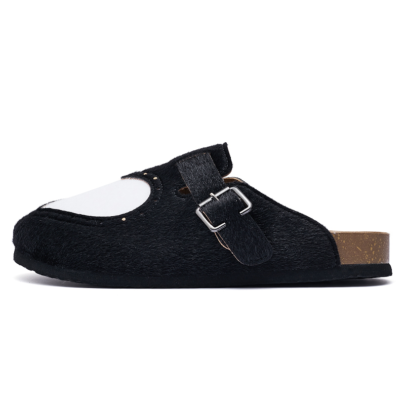 

Тапочки Unisex с резиновой подошвой, устойчивой к запахам, износу и скольжению, с закрытым носком AAA SINCE 1955, черный