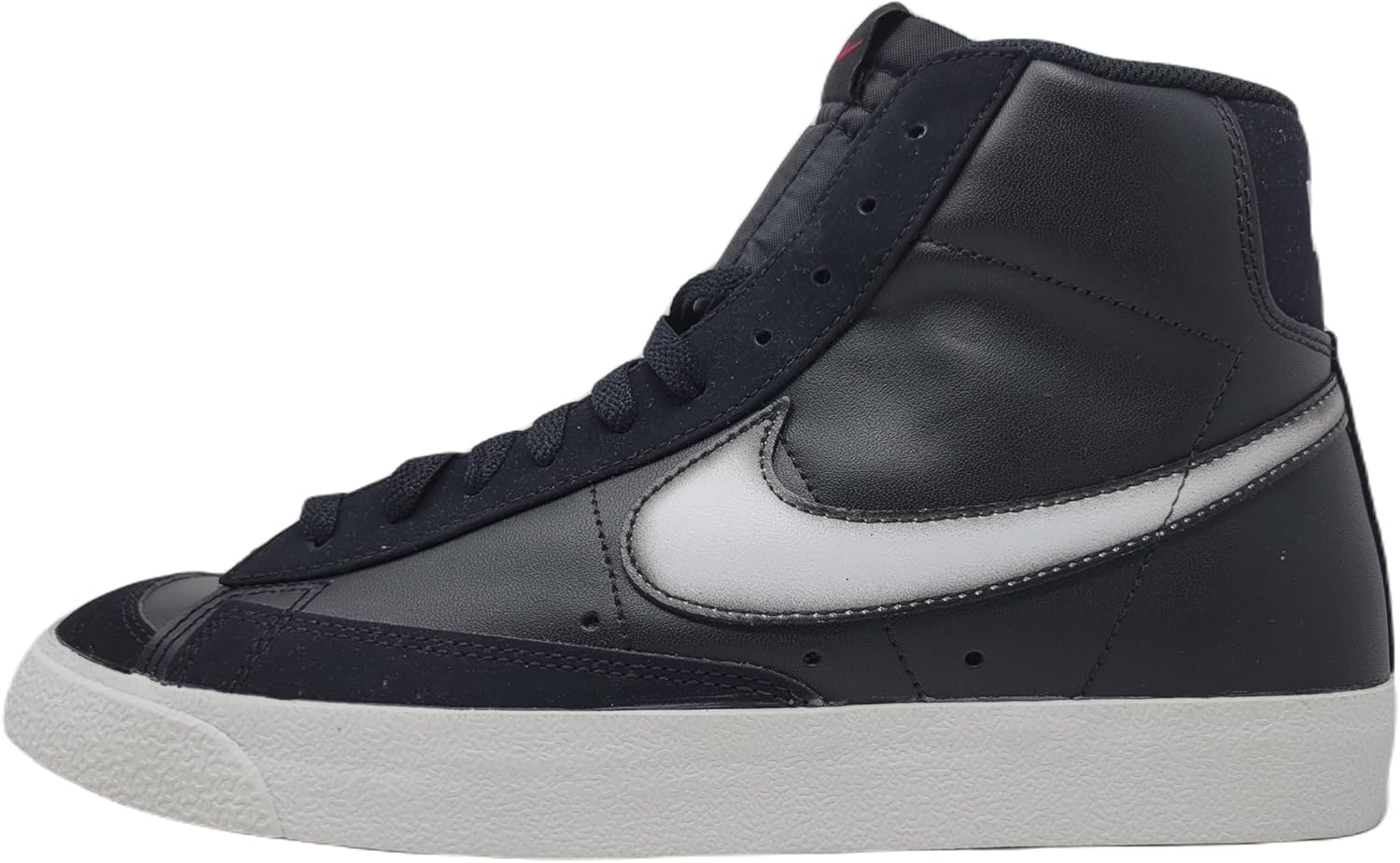 

Nike Мужские кроссовки Blazer Mid 77 Vintage, Black