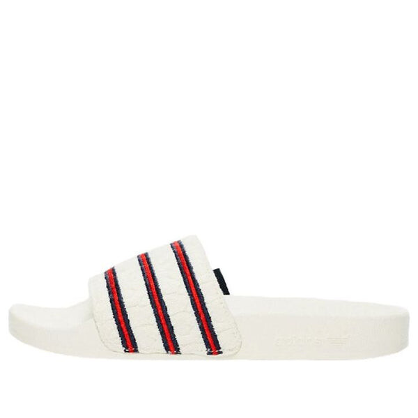

Тапочки extra butter x consortium adilette 'off white' Adidas, белый