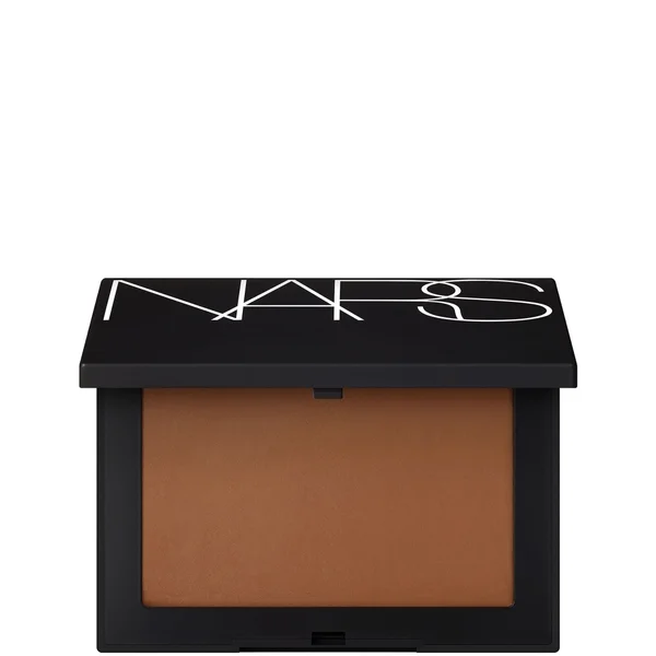 

Светоотражающая прессованная пудра для фиксации 10г Nars, цвет sable