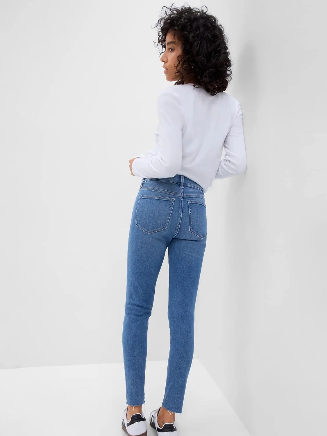 Джинсы GAP High Rise Legging, средний биль — фото 3