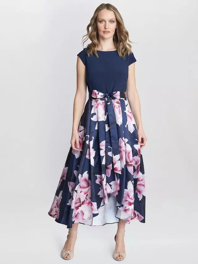 

Платье Gina Bacconi Billie Printed High Low With Tie Belt, цвет navy/multi