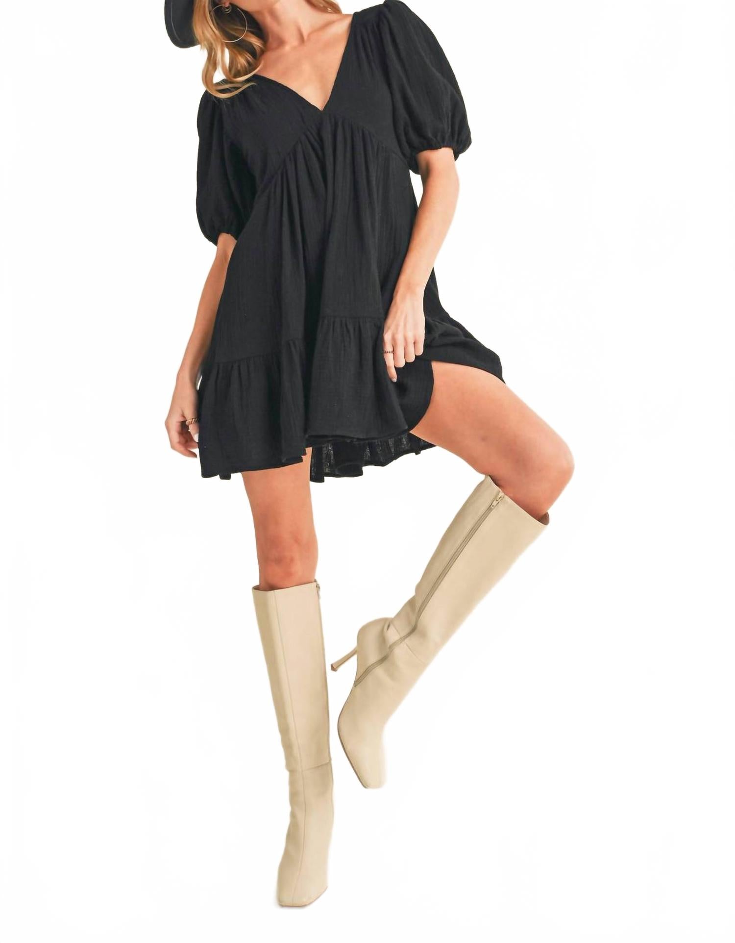 

Платье Penny в черном цвете AEMI + CO