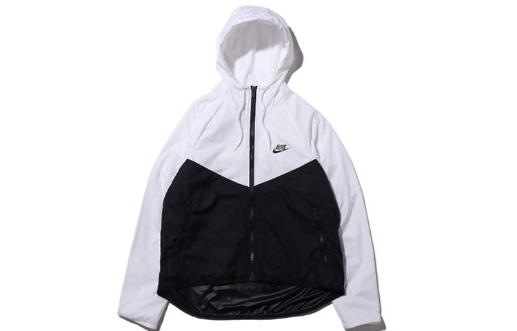 

Куртка женская Nike