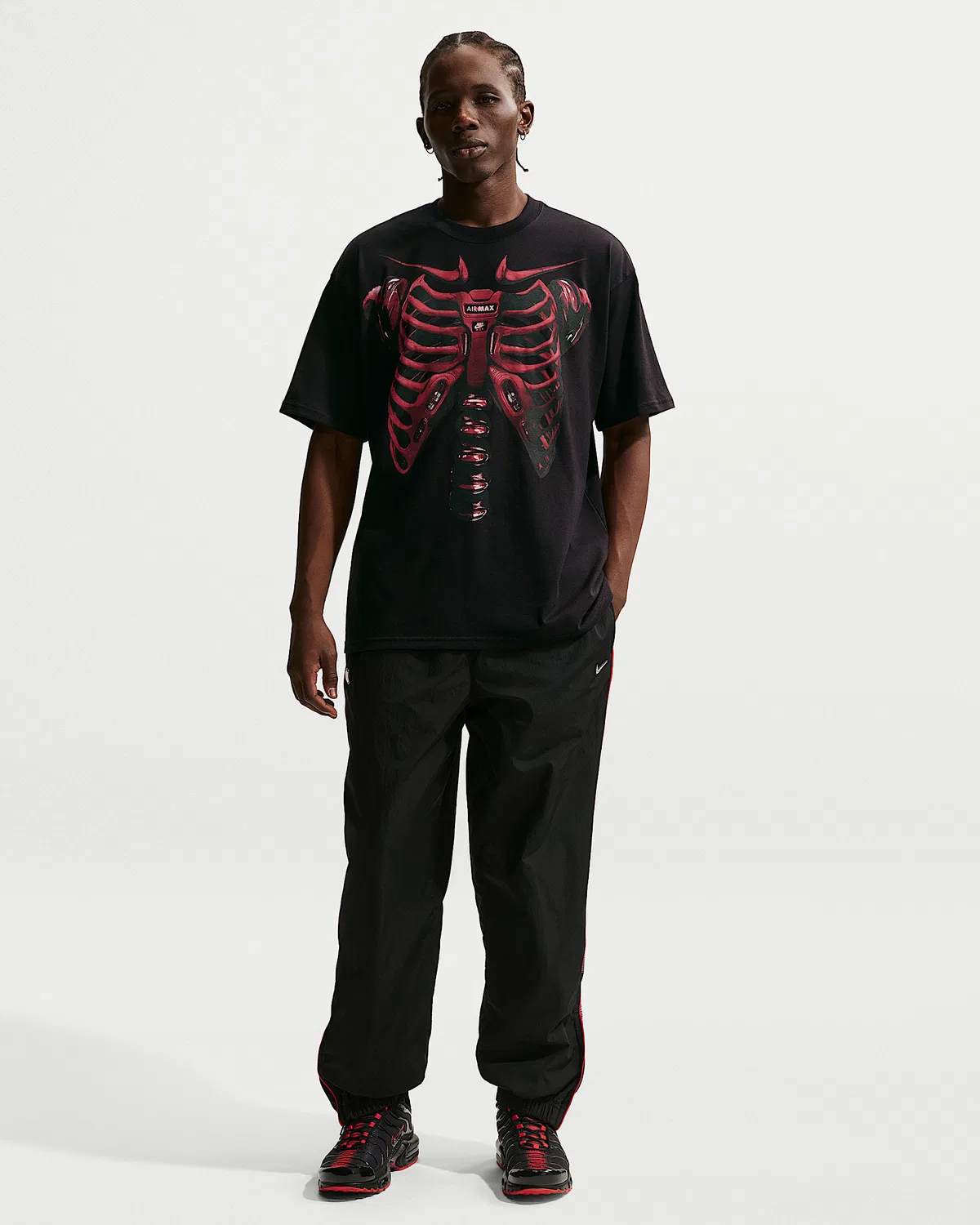 Мужская футболка Max90 Nike Sportswear, Black/Team Crimson — фото 4