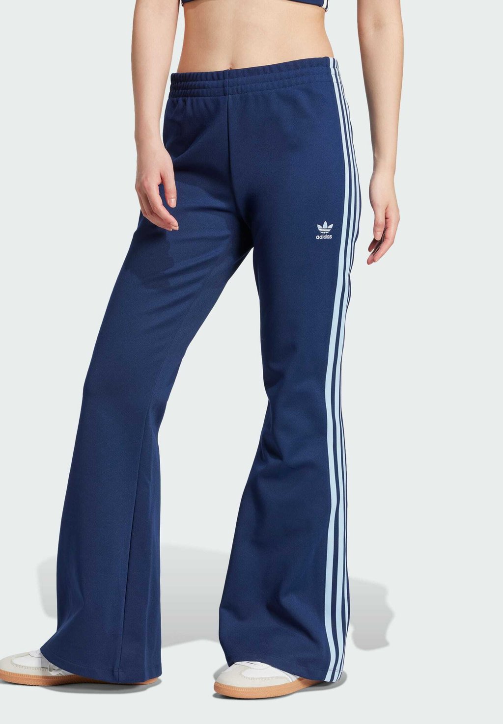 

Спортивные брюки FLARED adidas Originals, синий