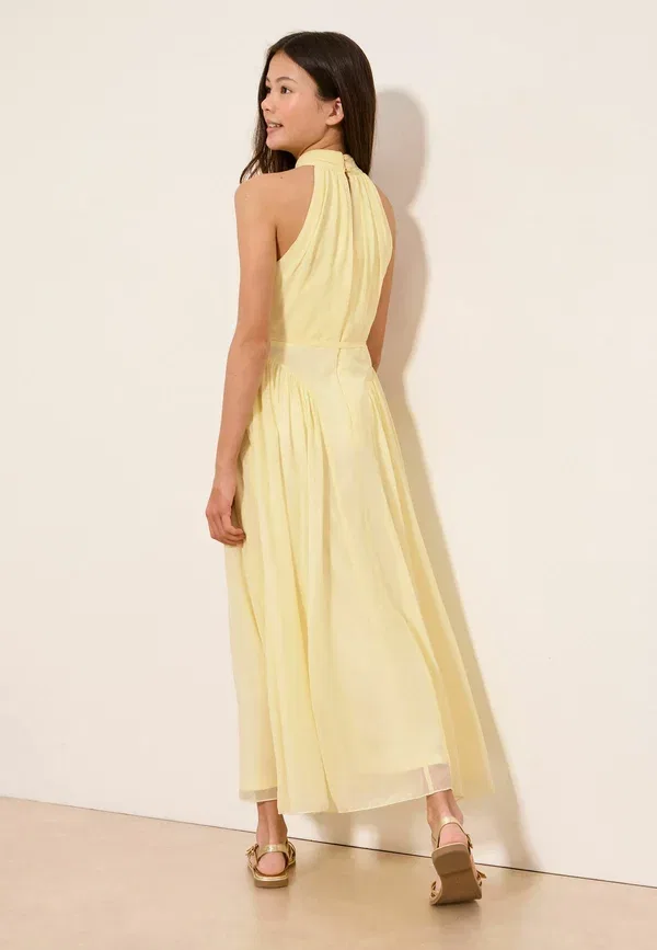 Платье макси Regular fit teen halter seamed maxi occasion dress Lipsy, сливочно-желтый — фото 2