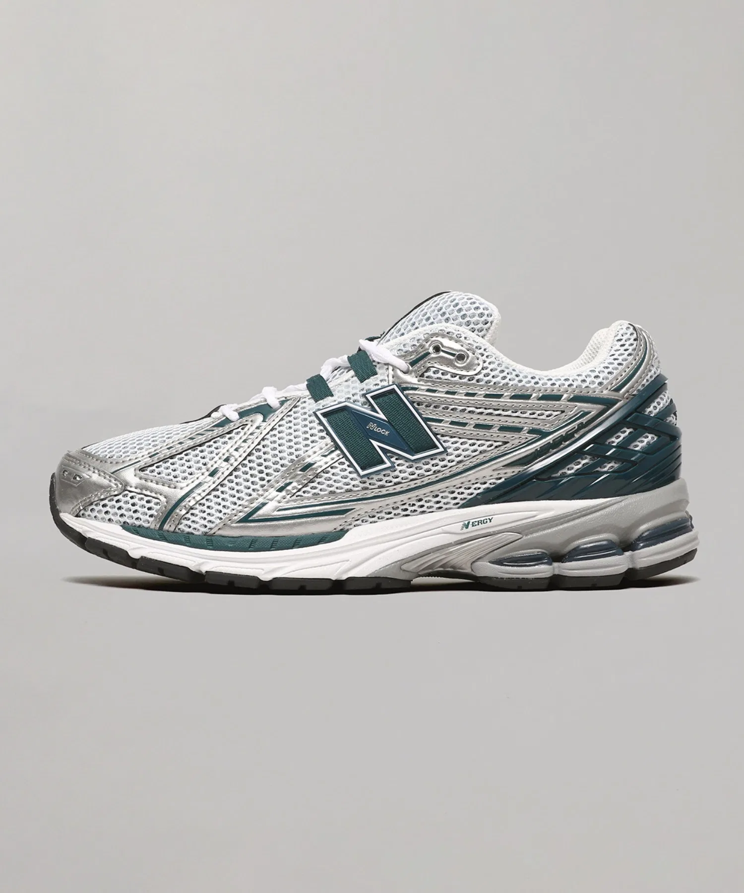 Мужские кроссовки New Balance U1906RCE серебристые