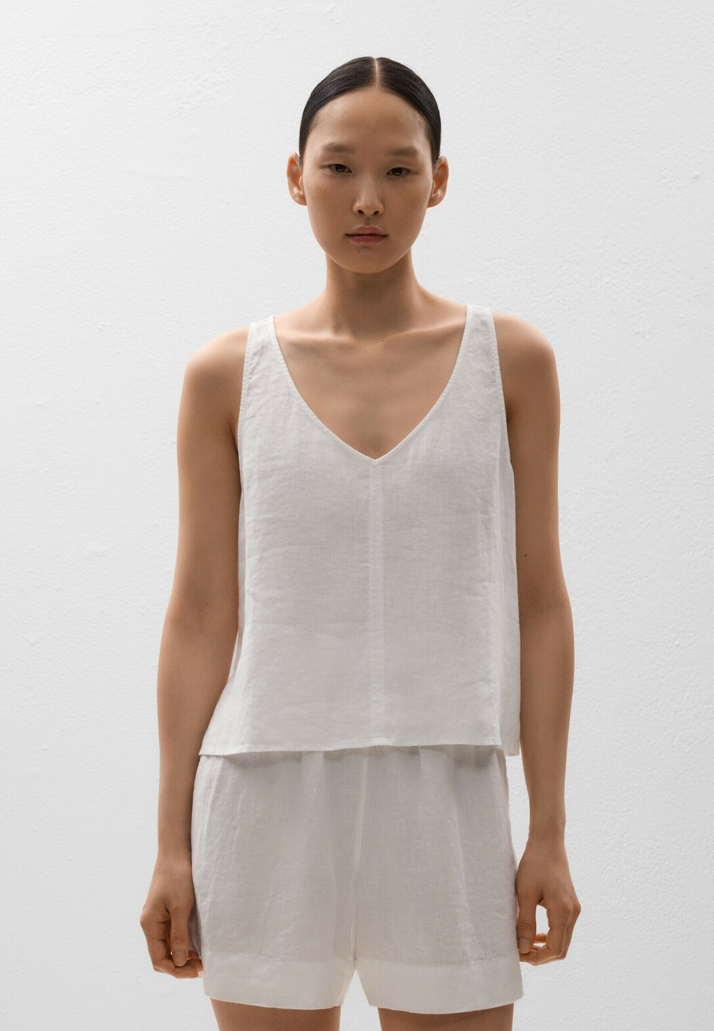 

Топ LINEN V-NECK - Blouse OYSHO, белый