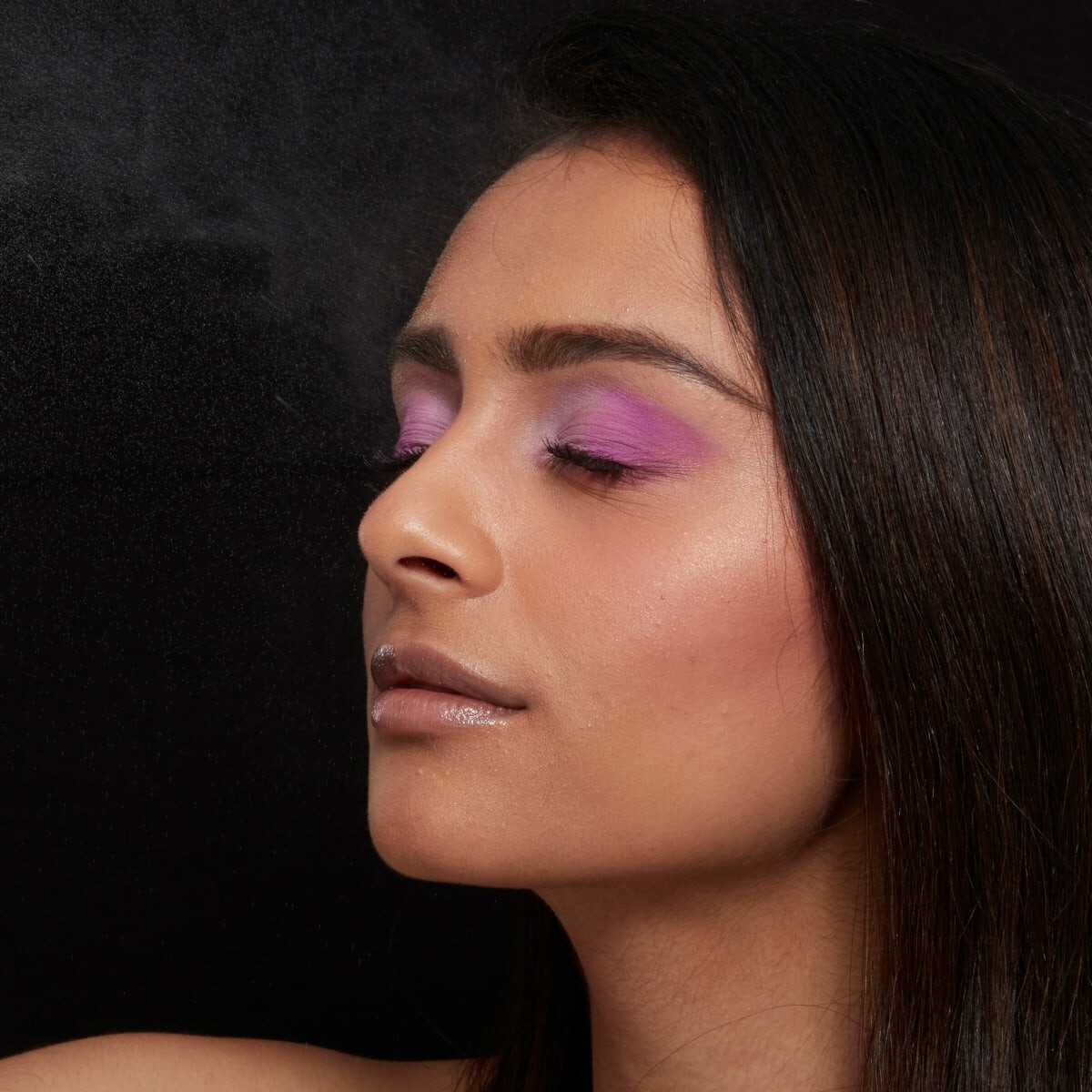Спрей Fixierspray Make Up Dewy Finish/Long Lasting 02 600мл NYX PROFESSIONAL MAKEUP — фото 4