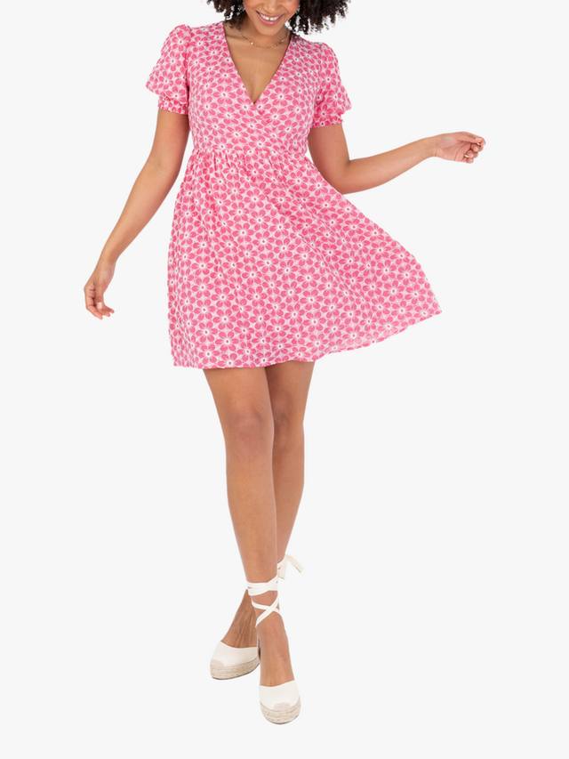 

Короткое платье мини с пышными рукавами и вышивкой из хлопка Lovedrobe, Pink/White