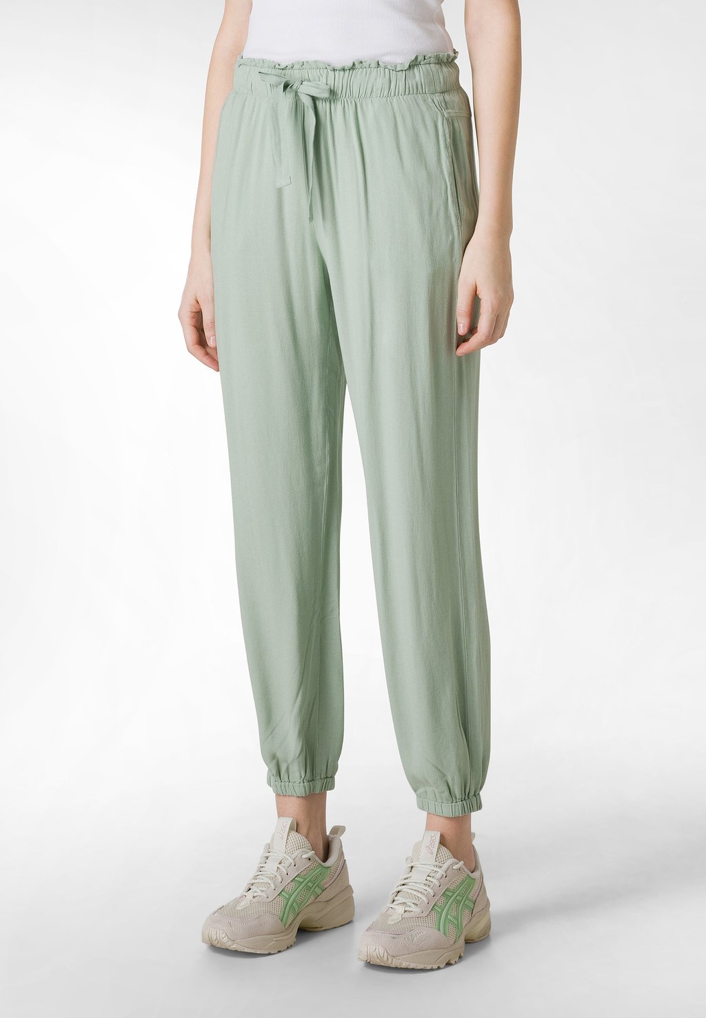 

Спортивные брюки JOGGER Deha, зеленый