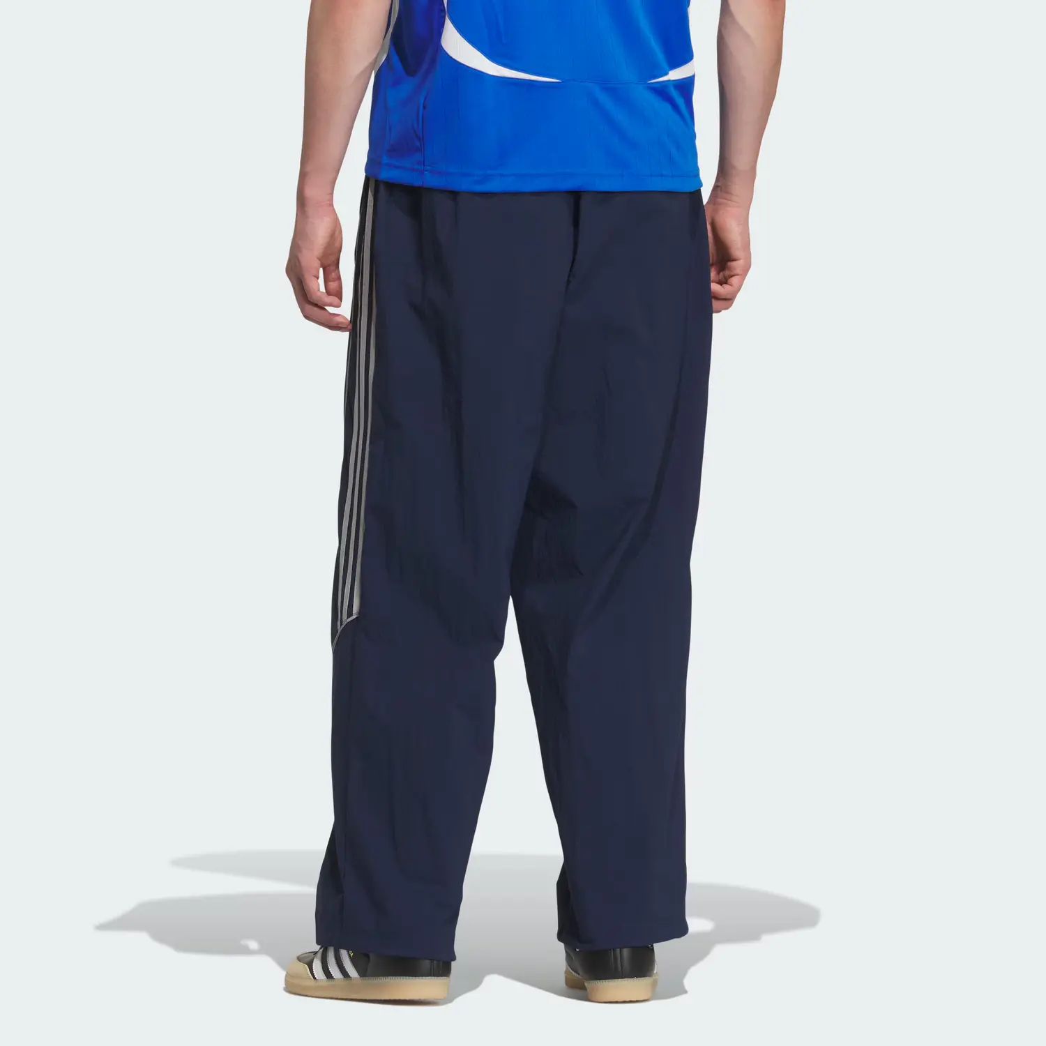 Брюки Casual SS25 Teamgeist Adidas, темно-синий/темно-красный — фото 4