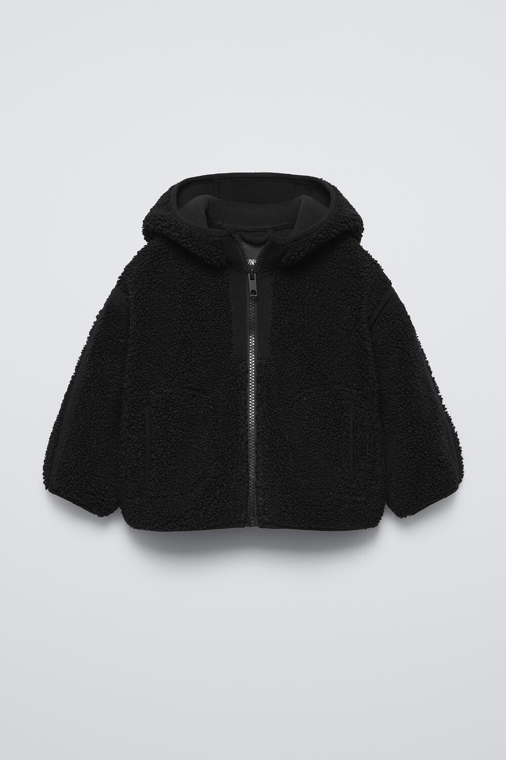 

Куртка из искусственной овчины с капюшоном ZARA, черный