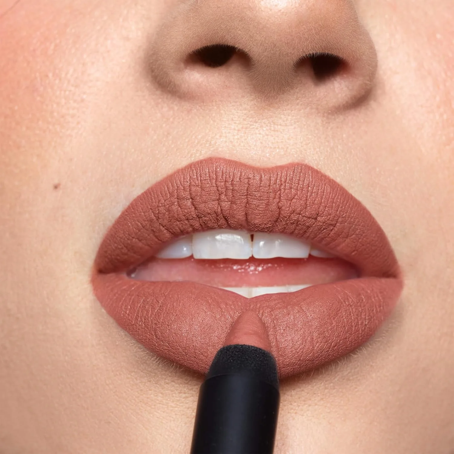 Nudestix Magnetic Matte Lip Color - 3-в-1 стойкая помада, карандаш для губ и тинт | устойчивая к поцелуям и переносу, легкая матовая формула | чистая косметика для губ, не тестируемая на животных, boho — фото 4