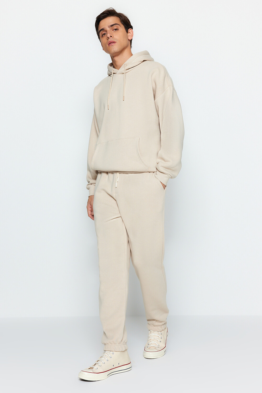 

Комплект спортивного костюма - Бежевый - Oversize Trendyol