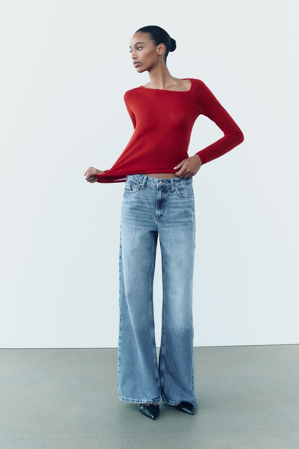 

Свитер из тонкой шерсти и шелка ZARA, красный